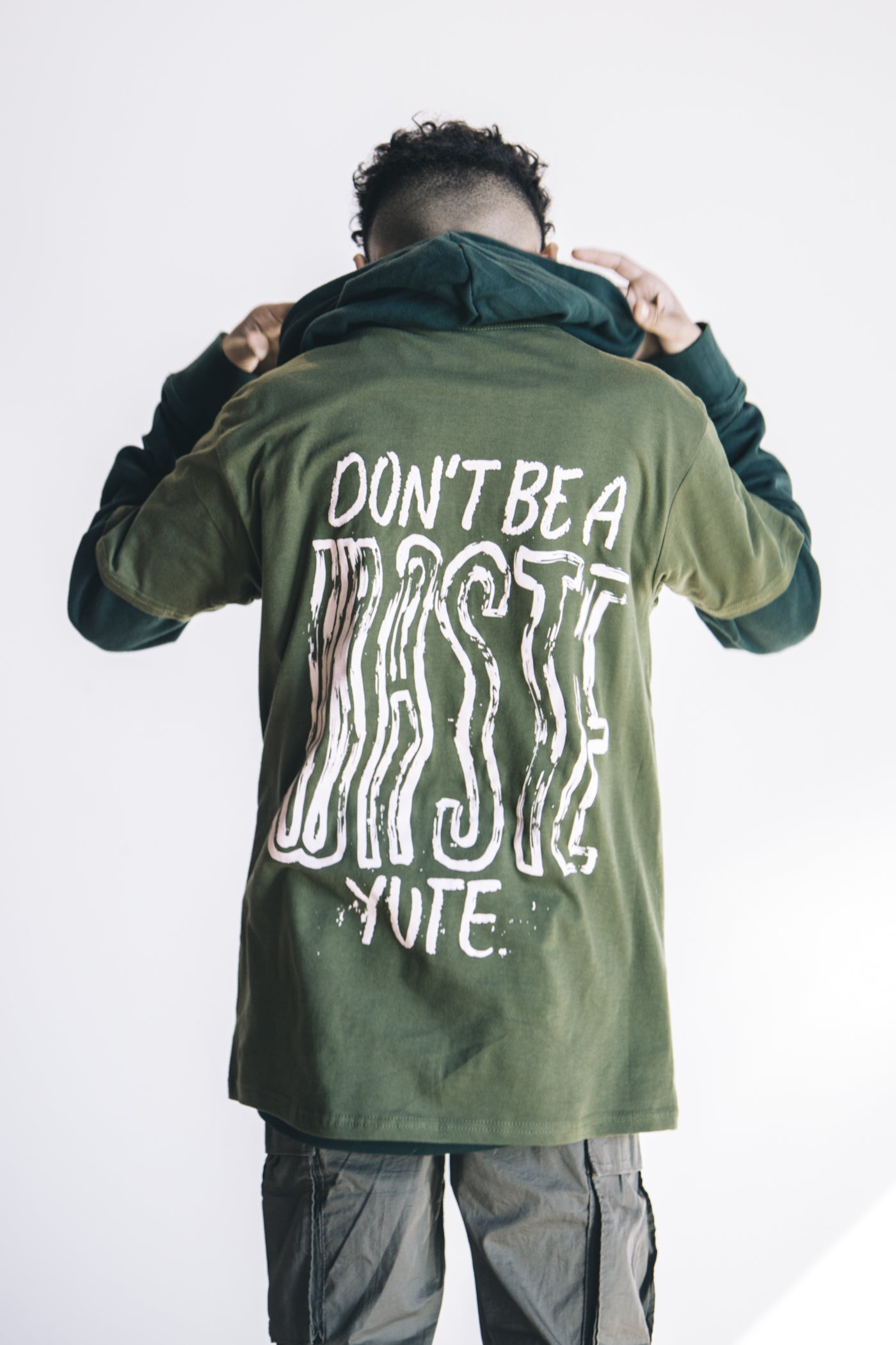 T-Shirt: Don't Be A Waste YUTE (olive)